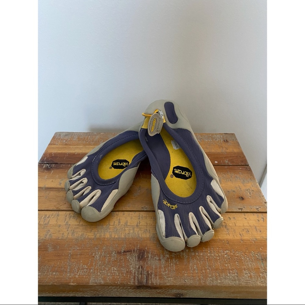 Vibram Five Fingers shoes